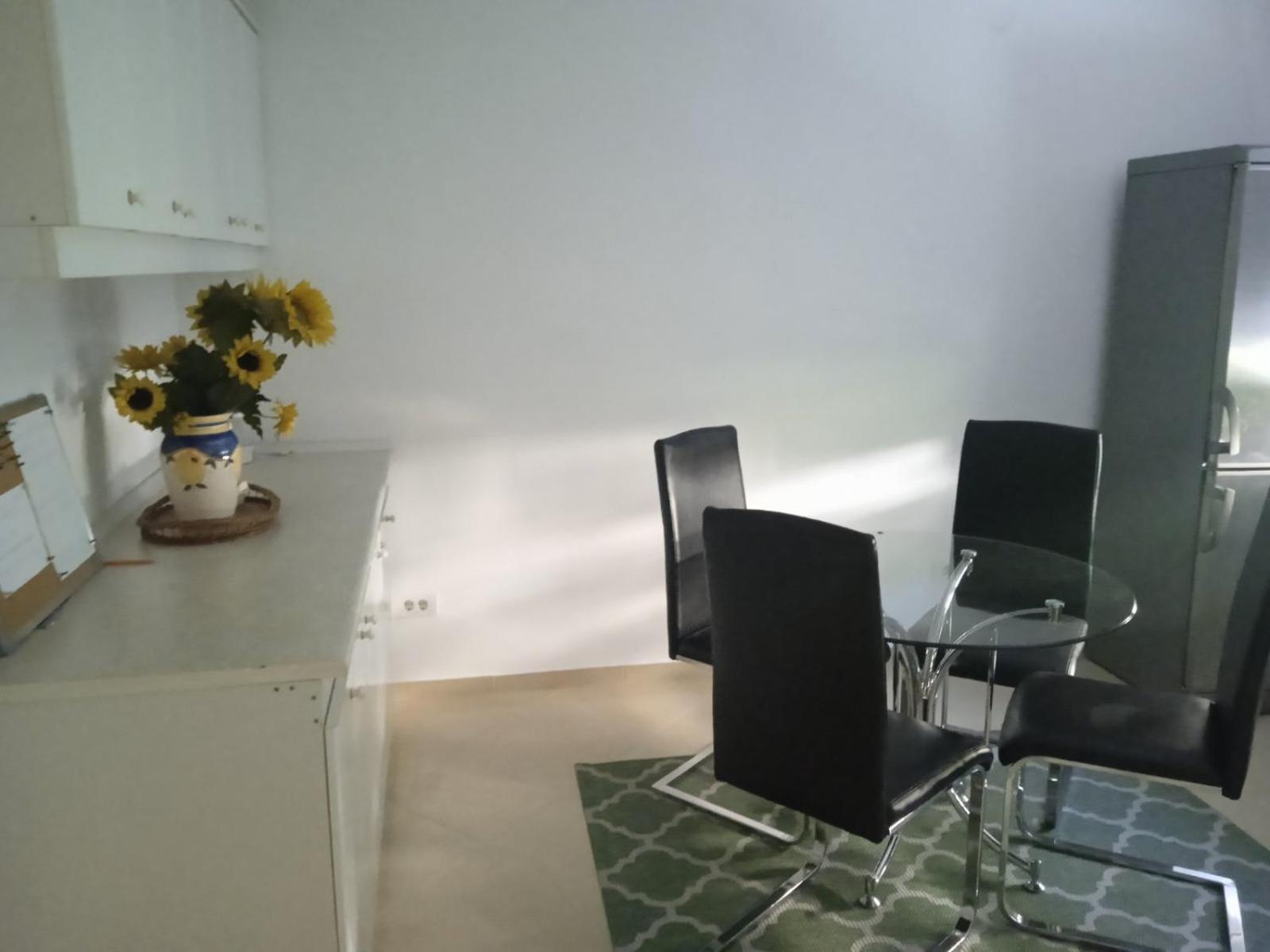 M&i Apartment *